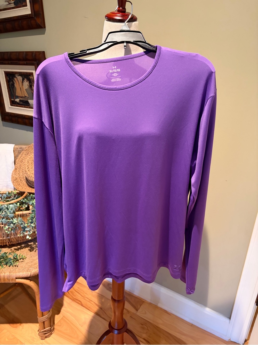 Under Armour Purple Long Sleeve Performance Tee; XL